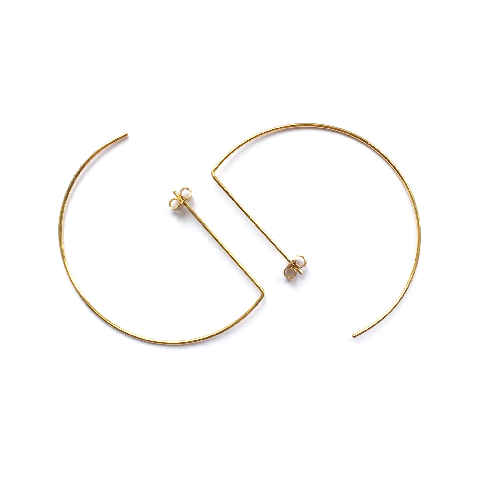 Bended Pin - Plateaux Jewellery